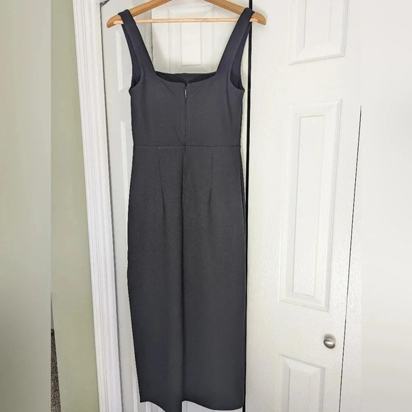 NWOT Abercrombie & Fitch Black Stretch Column Midi Dress Medium Petite - Picture 3 of 4